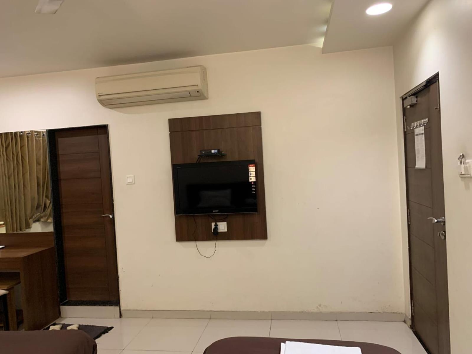 Hotel Sahyog Padra  المظهر الخارجي الصورة